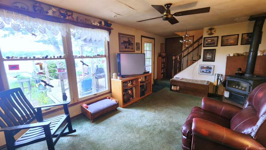 Listing Image 10