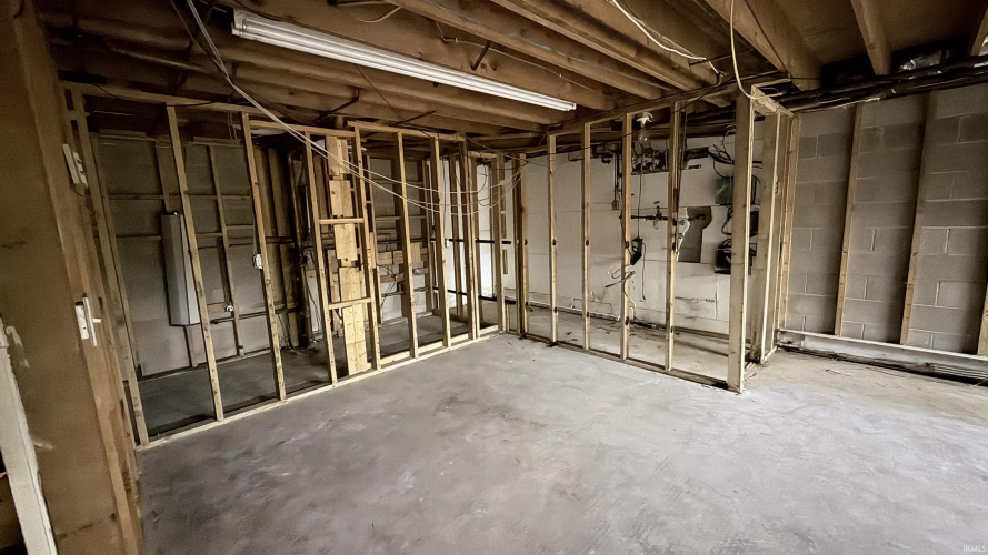 Listing Image 21