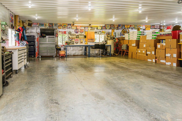 Listing Image 23