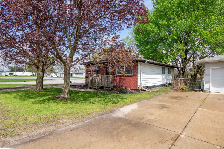 Listing Image 24