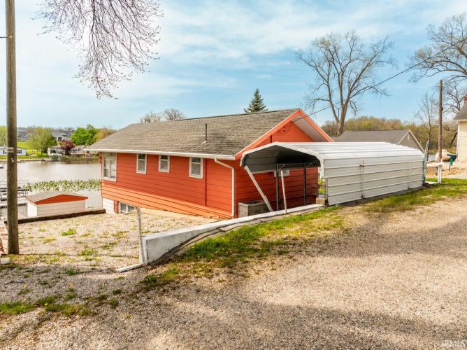 Listing Image 9