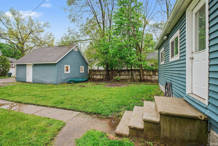 Listing Image 24