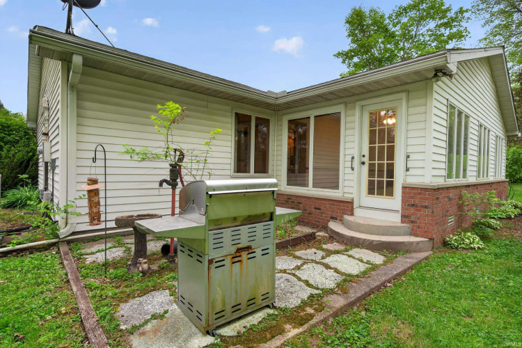 Listing Image 28