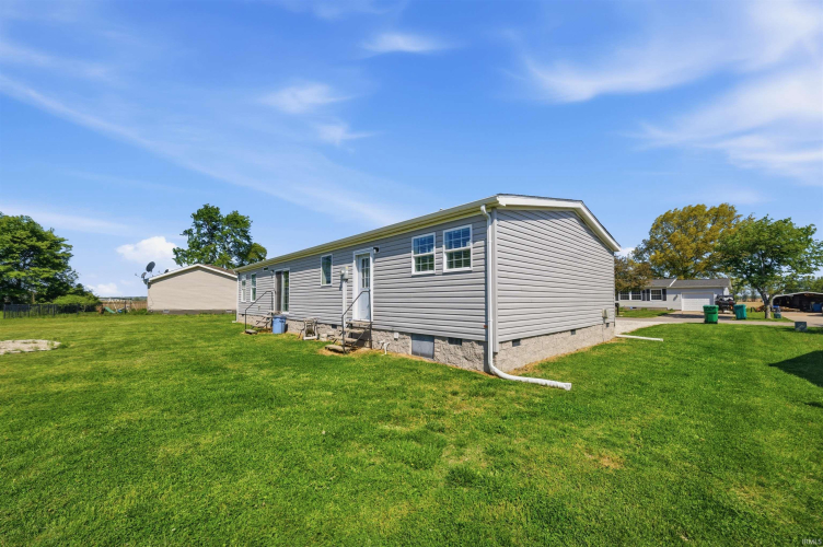 Listing Image 32