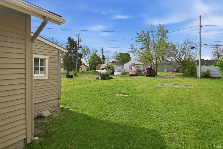Listing Image 20