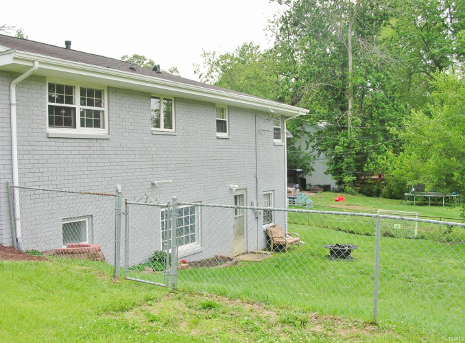 Listing Image 28