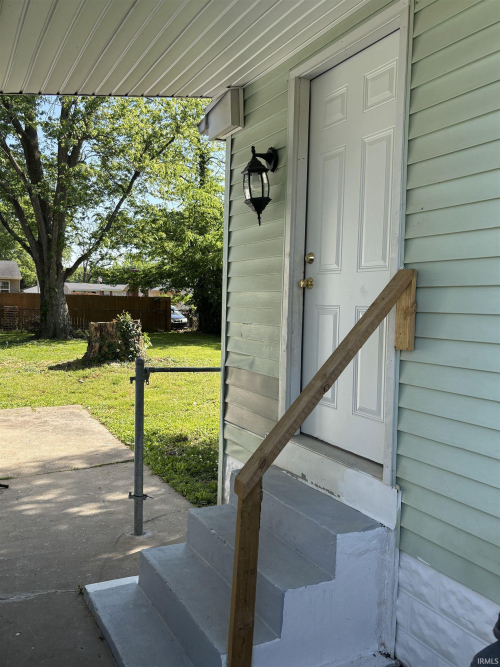 Listing Image 9
