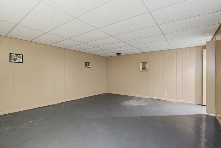Listing Image 29