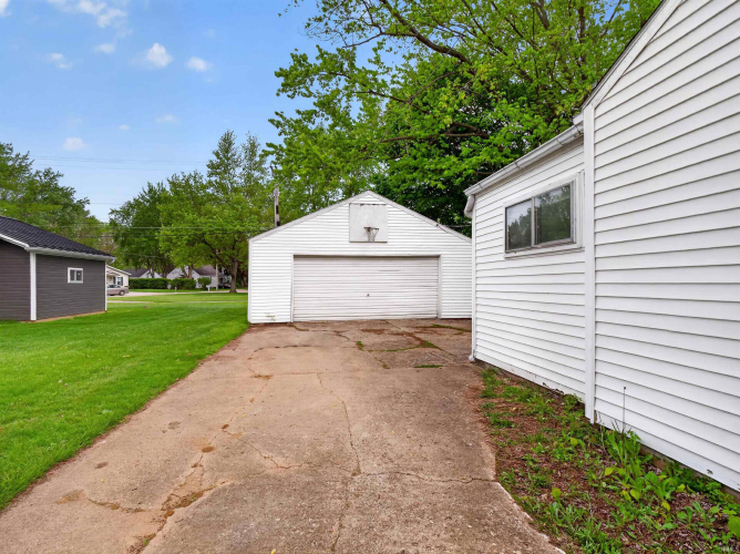 Listing Image 29