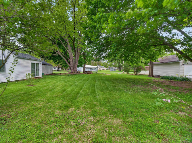 Listing Image 7