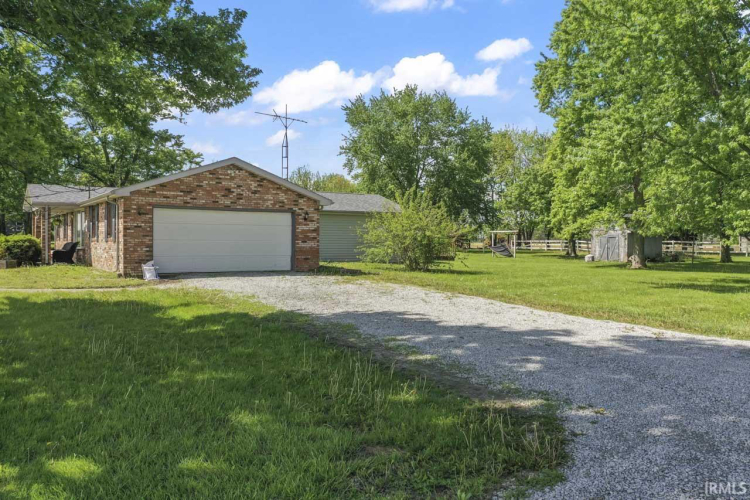 Listing Image 33