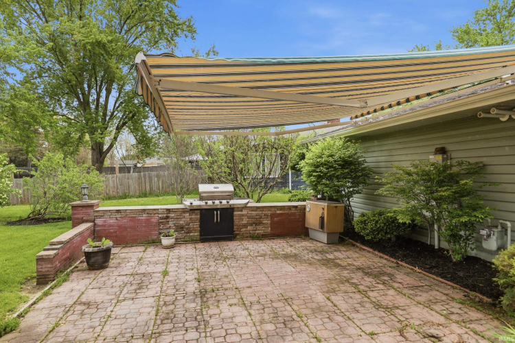 Listing Image 24