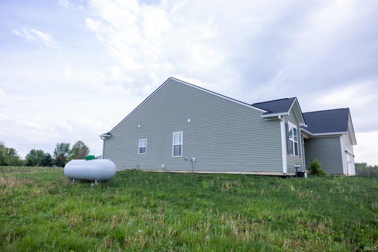 Listing Image 24