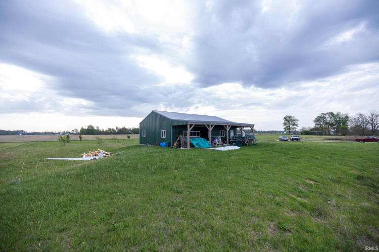 Listing Image 28