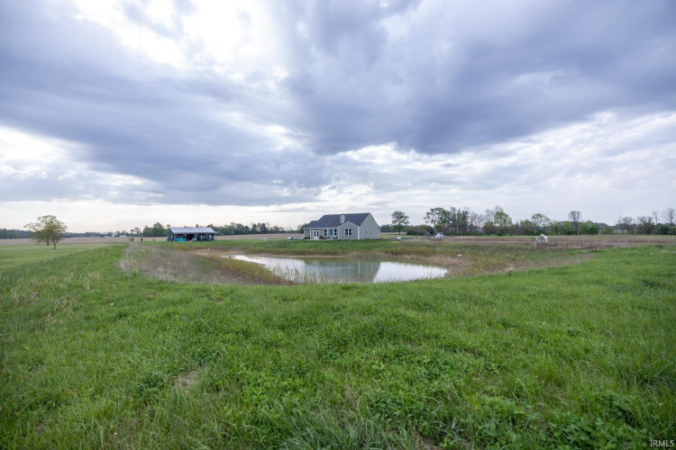 Listing Image 30