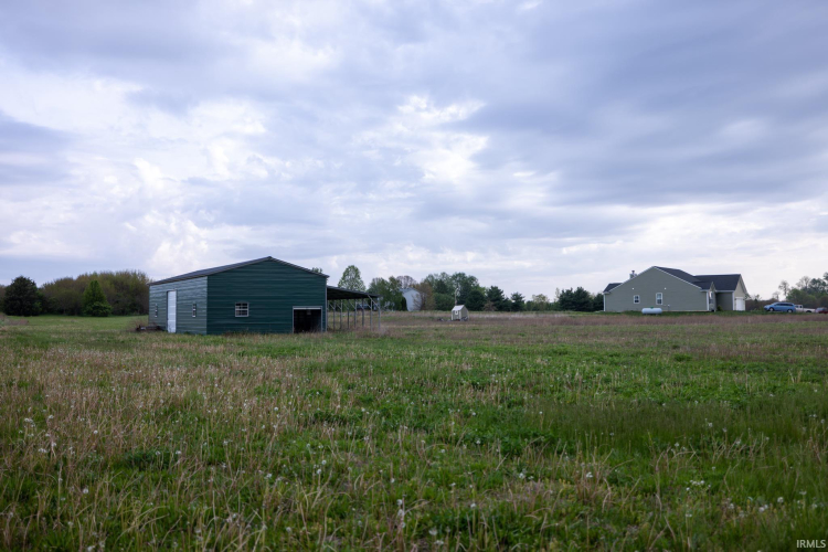 Listing Image 32