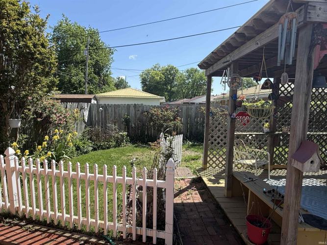 Listing Image 14