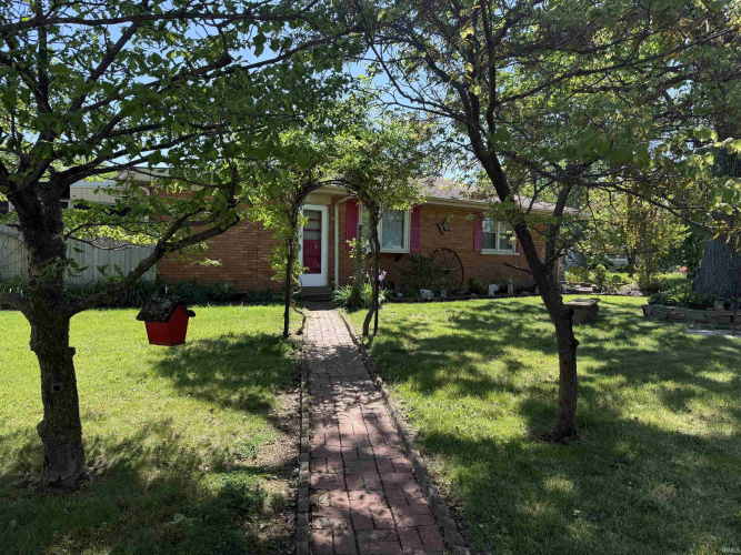 Listing Image 18