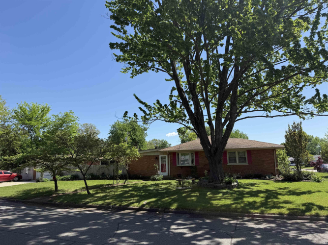 Listing Image 6