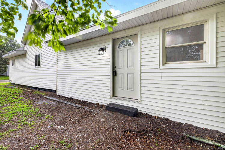 Listing Image 32