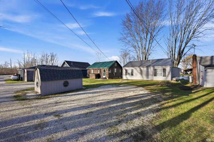 Listing Image 10