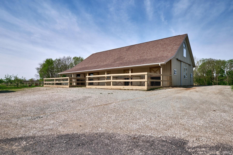 Listing Image 20