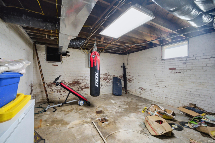 Listing Image 25