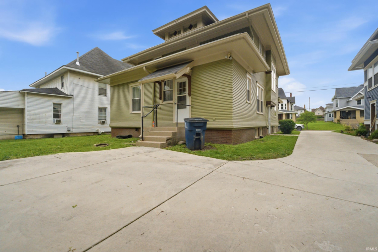 Listing Image 28