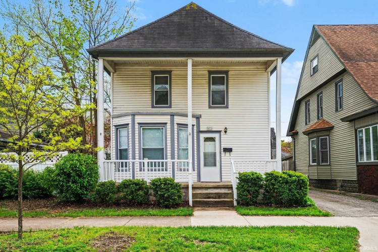 Listing Image 3