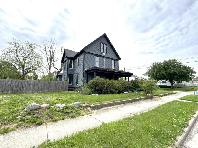 Listing Image 28
