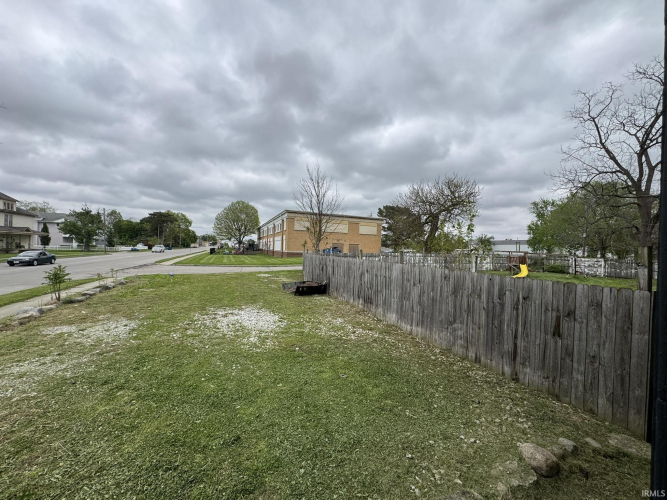 Listing Image 32