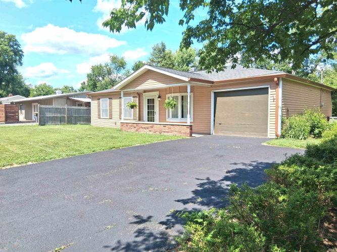 Listing Image 5
