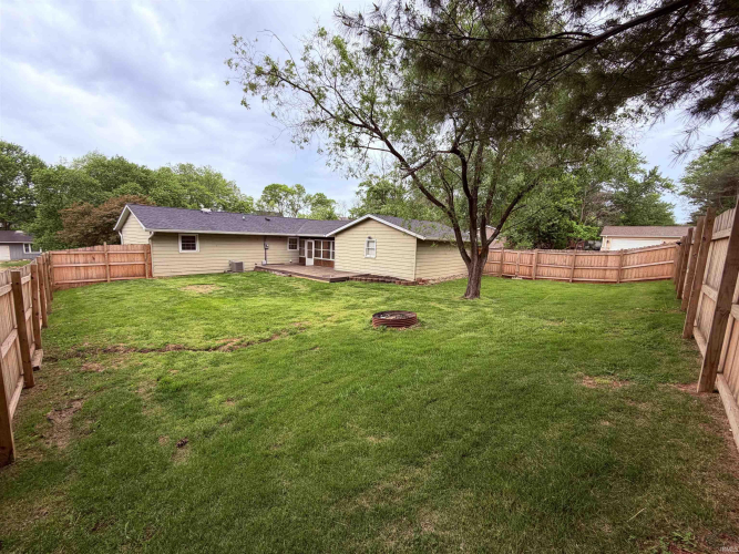 Listing Image 15