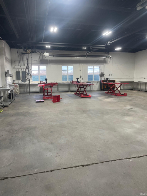 Listing Image 21