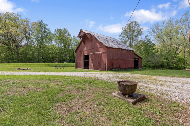 Listing Image 28