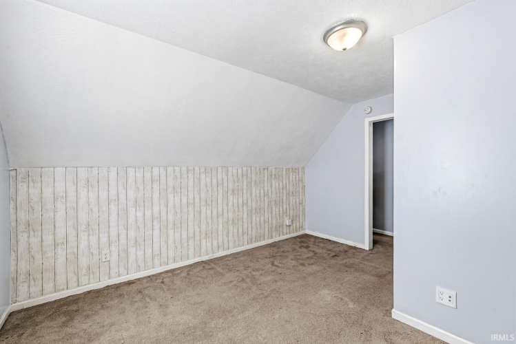 Listing Image 24