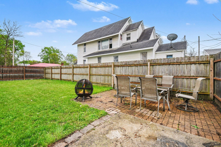 Listing Image 29