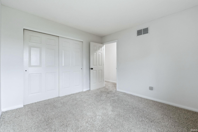 Listing Image 30