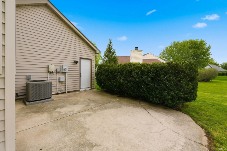 Listing Image 45