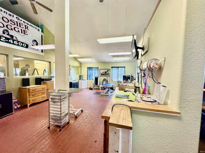 Listing Image 13
