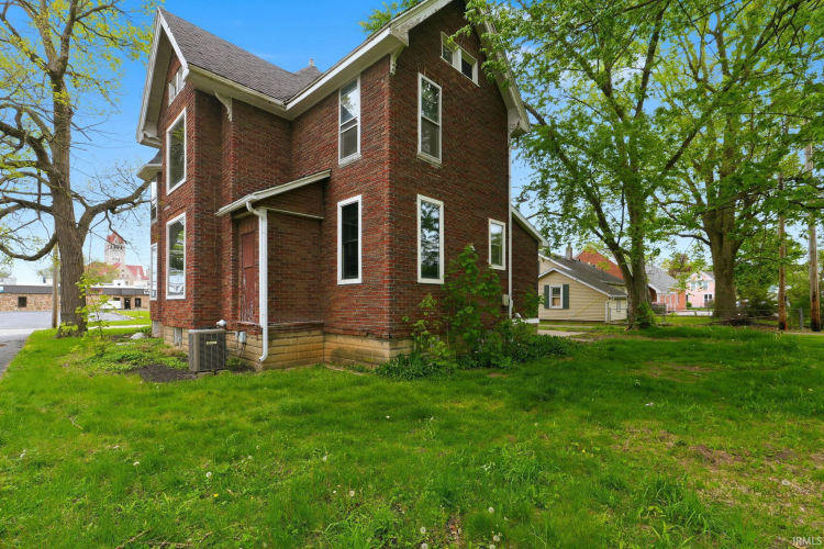 Listing Image 31