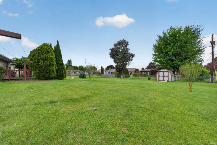 Listing Image 16