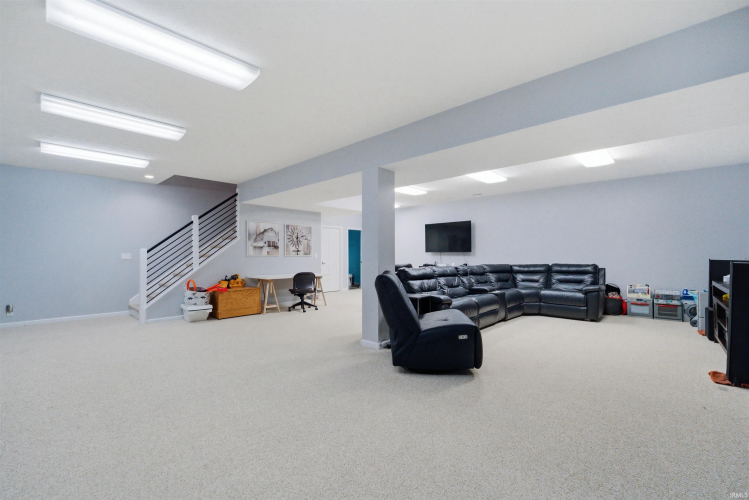 Listing Image 29