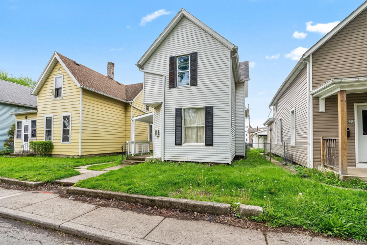 Listing Image 3