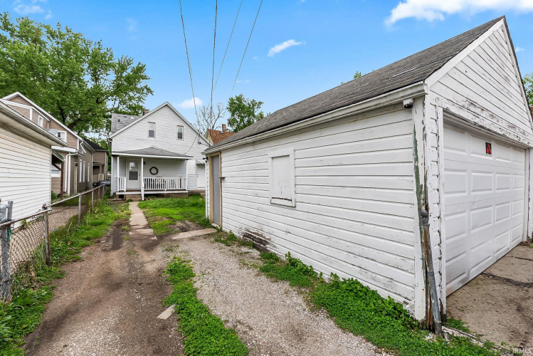 Listing Image 26
