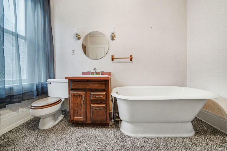 Listing Image 21