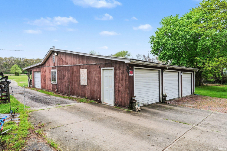 Listing Image 22