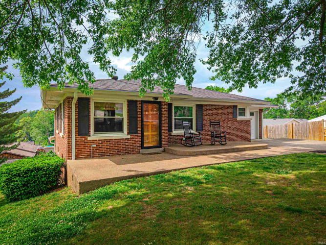 Listing Image 2