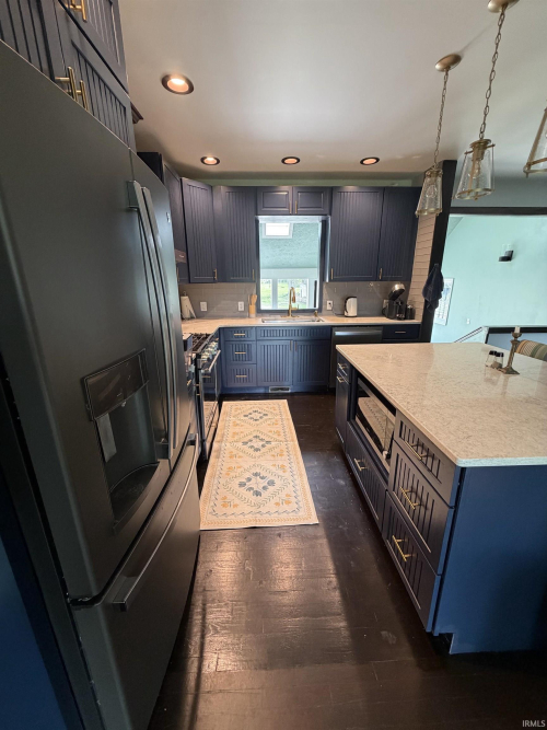Listing Image 17