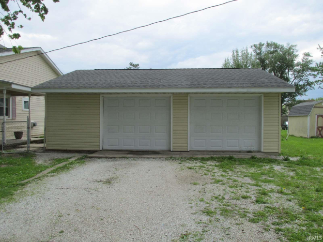 Listing Image 9